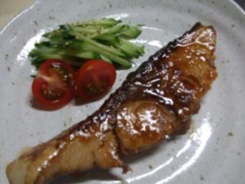 フライパンで作る ぶり赤身の照り焼き レシピ 作り方 By Gariko1346 楽天レシピ フライパンで作る ぶり赤身の照り焼き レシピ 作り方 By Gariko1346 楽天レシピ